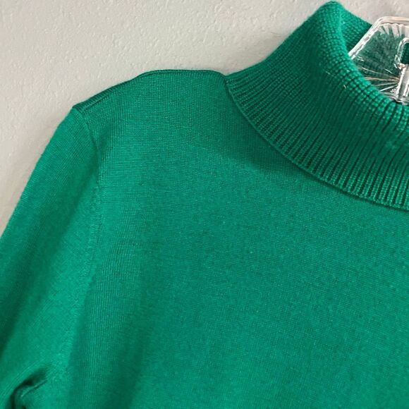 Orvis green turtle neck 100% wool sweater small 731 - Picture 3 of 7